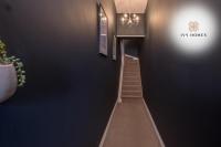 Super Central 3BR Apartment Close to North Lanes Brighton Beach and Shopping Centre - B&B