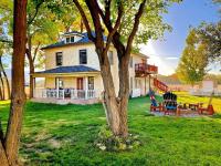 B&B Fruita - The Centennial House ~ Your Adventure Starts Here! - Bed and Breakfast Fruita