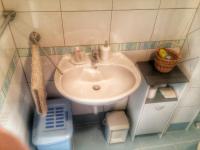 Apartment with Garden View