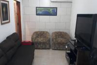 Casa a 5 minutos a pé da Praia da Enseada! - B&B