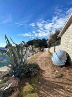 Trogir Čiovo nice studio apartment near the sea in Okrug - Chambres d’hôtes Trogir
