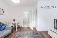 FOUNDRY - 2 Bedrooms, Fully Equipped, Free Parking, WiFi, FAVOURITE for Contractors, Long Stays Welcome, Food, Bars, Shops by Diamond Short Lets - Chambres d'hôtes Dunfermline