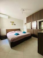 Double or Twin Room with Private Bathroom