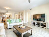 5th-Floor Oceanwalk 2BR | King Bed, Private Balcony, Pools & Walk to Beach - B&B New Smyrna Beach
