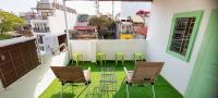 4 Bed Rooms with Kitchen for 11 guests Family-friendly Home in Hanoi Old Quarter - B&B Hanoi