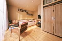 Camera Doppia con Letti Singoli con Bagno