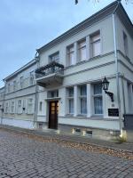 Luxurious Vallikraavi apartment with Sauna, free parking - B&B Tartu