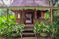 Queen Room with Garden View