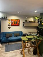 Cozy Studio Charming Spot - superb location Piņķi - B&B Piņķi