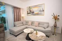 B&B Abu Dhabi - Mariana Luxurious 2BR Apartment - Bed and Breakfast Abu Dhabi