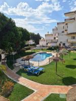 Club Calahonda Walking distance to Beach - B&B