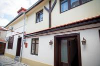 Studio Lit King-Size Deluxe