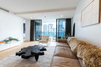 B&B Gold Coast - Luxury Oracle Tower 1 Apartment 2Bed 2Bath 1 Car - Bed and Breakfast Gold Coast