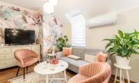 Monarchia Apartman Pearl - B&B