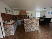 Gîte la Villemain - B&B Saint-Broladre