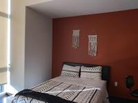 B&B Los Ángeles - Spacious and Stylish unit - Bed and Breakfast Los Ángeles