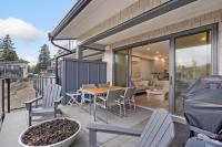 Coastal Haven at THE BEACH HOUSE - B&B Campbell River