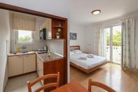 Two-bedroom apartment with a terrace