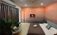 B&B poona - The Good Vibes Studio : AC, WiFi, Smart Tv - Bed and Breakfast poona