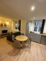 Cozy 1BR+Sofa Bed in Lyon Center - B&B