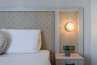 Deluxe Double Room with Balcony and Sea View