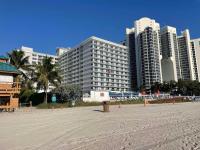 Spacious studio on the Beach in Sunny Isles Beach, FL - Ferienwohnung Sunny Isles Beach