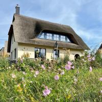 Stilvolles Reetdachhaus Coastline an der Ostsee - Bed and Breakfast