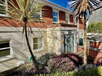 Osmund House, Salisbury Sleeps up to 19 - Bed and Breakfast Salisbury
