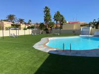 giardino e terrazza, accogliente e funzionale, Wi-Fi, piscina condivisa - B&B