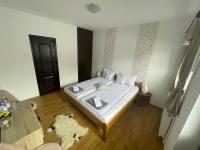 Kamer met Queensize Bed en Balkon