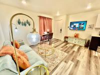 B&B Dallas - Studio Apartment Home Near Deep Ellum w FREE PKNG - Bed and Breakfast Dallas