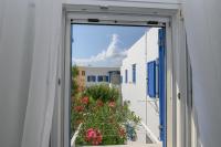 Exilze House Beachfront Kionia - Chambres d'hôtes Kiónia