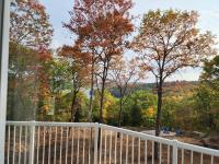 Luxury Waterfront Cottage on Little Doe Lake - Ferienwohnung Burk's Falls