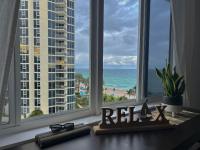 B&B Sunny Isles Beach - Spacious studio on the Beach in Sunny Isles Beach, FL - Bed and Breakfast Sunny Isles Beach