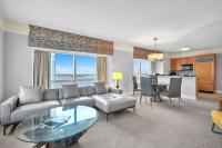 2 Bedroom OR King Studio Suites Four Seasons Hotel Miami Free Wi-Fi & Free Parking - Bed and Breakfast Miami