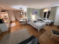 B&B Bad Hersfeld - Ferienwohnung Nachtigall 2 - Bed and Breakfast Bad Hersfeld