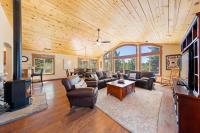 B&B Truckee - Dawn Retreat - Mtn Views, Pet-Friendly, HOA Amenities! - Bed and Breakfast Truckee