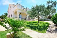 One-Bedroom Apartment with Terrace (4 Adults)