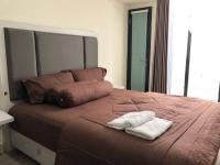 B&B Batam Centre - Modern Studio Unit in Bluhen Tower - Bed and Breakfast Batam Centre