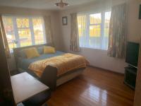 Poppas House - B&B Harihari