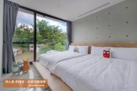 Vierbettzimmer mit Balkon