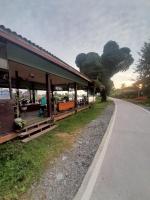 Rivergarden Guesthouse and restaurant - B&B Ban Don-En