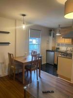 Bright 2BR Gem near Oxford St! - B&B London