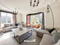 Detached King Suite With Large Garden & Driveway - Ferienwohnung Leicester