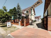 Pilóta Panzió - B&B