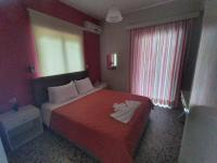 Studio (2 Adults)