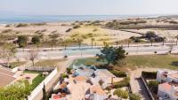 LOLA - Casa en Riumar para 4 personas en primera linea de mar - Deltavacaciones - Chambres d'hôtes Riumar