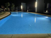 TECNOCORDOBA II aparcamiento privado gratuito y piscina - Chambres d'hôtes Cordoue