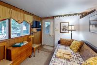60073 Wallowa Lake Hwy (lower unit) - B&B