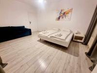 Camera Quadrupla con Bagno in Comune 